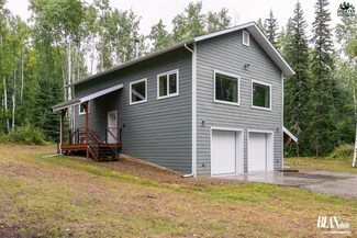 2080 Sun Valley Dr, Fairbanks, AK 99709