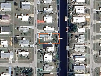 1305 Kingfisher Dr, Englewood, FL 34224