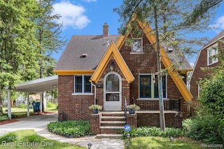 35451 John St, Wayne, MI 48184