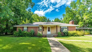 11 Triggs Ln, Hattiesburg, MS 39401