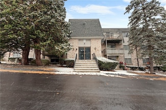 1560 Douglas Ave Unit A14, North Providence, RI 02904