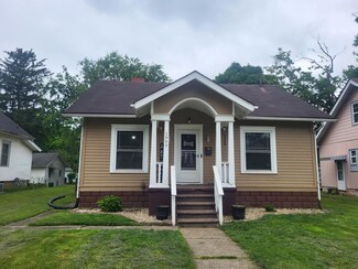 1909 Hazel Ave, Zanesville, OH 43701