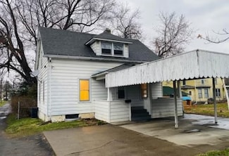 1310 Halls Ln, Elmira, NY 14901