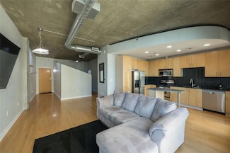 943 Peachtree St NE Unit 1805, Atlanta, GA 30309