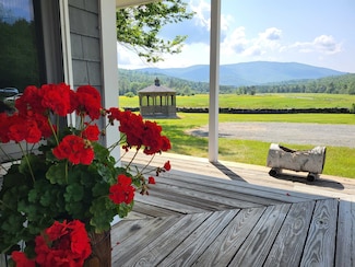 352 Lake Tarleton Rd, Warren, NH 03279