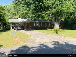 111 Mason Dr, Centerville, GA 31028