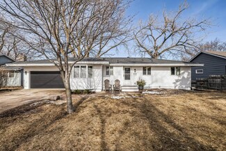 8408 Meadow Lake Rd E, New Hope, MN 55428