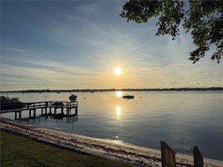 5600 N Flagler Dr Unit 1806, West Palm Beach, FL 33407