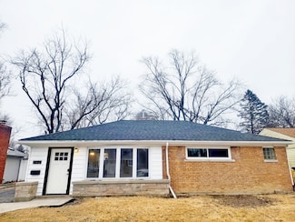 262 Minocqua St, Park Forest, IL 60466