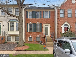 6717 Royal Thomas Way, Alexandria, VA 22315