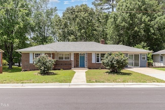 408 N Stewart St, Clayton, NC 27520