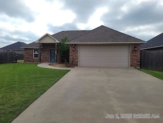 2306 SW Rolling Hills Place, Lawton, OK 73505