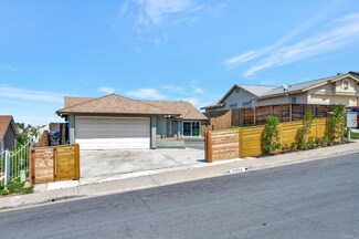 6056 Cervantes Ave, San Diego, CA 92114