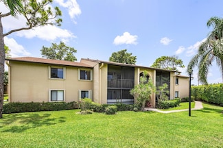 521 Shady Pine Way Unit C-2, Greenacres, FL 33415