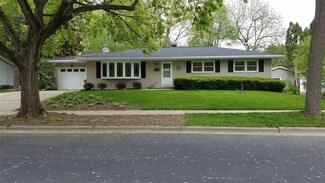 5110 Holiday Dr, Madison, WI 53711