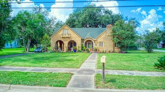 401 Lucky Ln, Wharton, TX 77488