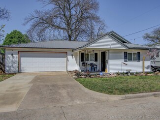 4207 E 7th St, Tulsa, OK 74112