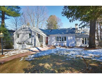 24 Prospect Park, Newtonville, MA 02460