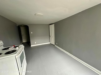 306 Wyoming Ave Unit D, Wyoming, PA 18644