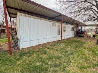 912 Plum St, Coleman, TX 76834