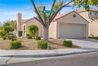 9553 World Cup Dr, Las Vegas, NV 89117
