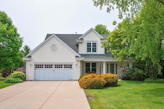9701 S 35th St, Franklin, WI 53132