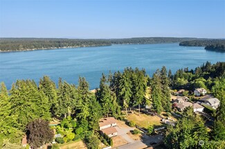 10800 Ogle Rd NE, Poulsbo, WA 98370