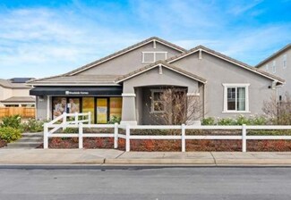2278 N Mcarthur Ave, Fresno, CA 93727