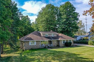 27400 N Woodland Rd, Cleveland, OH 44124