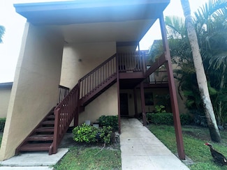 2502 Lakeview Cir Unit 25002, Royal Palm Beach, FL 33411