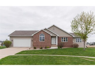 305 Maxwell Ct SW, Shellsburg, IA 52332