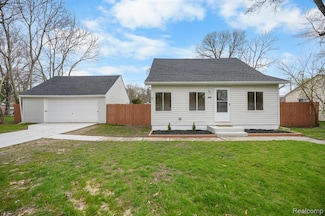 21204 Negaunee St, Southfield, MI 48033
