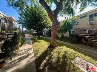 7133 Coldwater Canyon Ave Unit 6, North Hollywood, CA 91605
