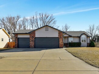 411 E Edwards St, Bentley, KS 67016