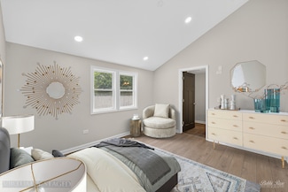 4405 Greenwood Rd, Woodstock, IL 60098