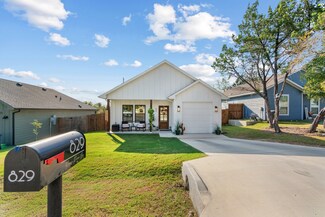 829 Pecos River Dr, Granbury, TX 76048