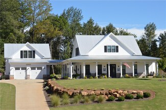 61 Waverly Way, Waverly, AL 36879
