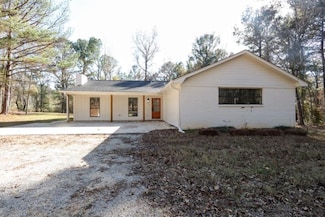 435 County Road 2432, Guntown, MS 38849