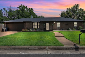 5907 Douglas St, Fort Worth, TX 76114