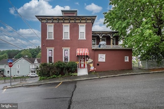 300 Lafayette St, Tamaqua, PA 18252