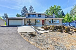 11217 Torrey Pines Dr, Auburn, CA 95602