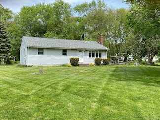 111 West St, Hebron, CT 06248