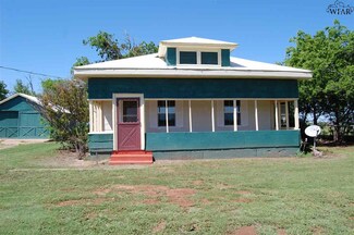 14238 Texas 240, Electra, TX 76360