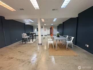 23931 Highway 99 Unit 102, Edmonds, WA 98026