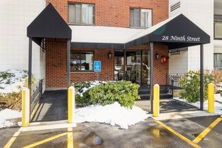 28 9th St Unit 104, Medford, MA 02155