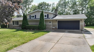 11427 Colonial Woods Dr, Clio, MI 48420