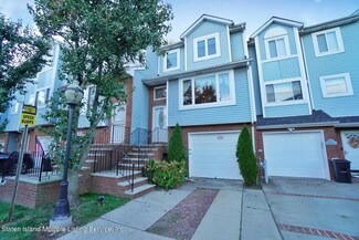 87 Pembrook Loop, Staten Island, NY 10309