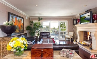 2050 Linda Flora Dr, Los Angeles, CA 90077