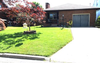 212 32nd St W, Huntington, WV 25704