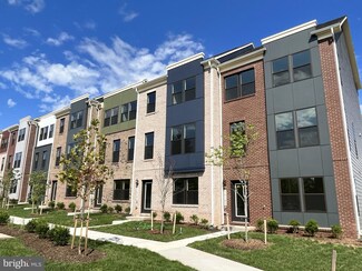 4660 Westfields Blvd, Chantilly, VA 20151